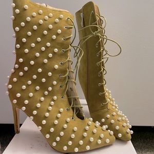 Green Pearl heeled boots